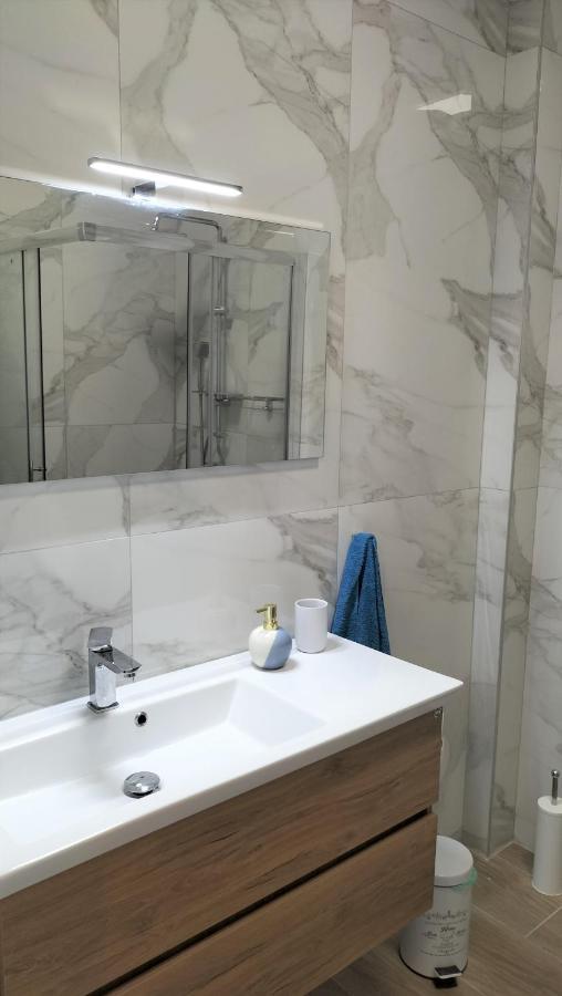 To Helidoni Apartment & Gardens 니키티 외부 사진