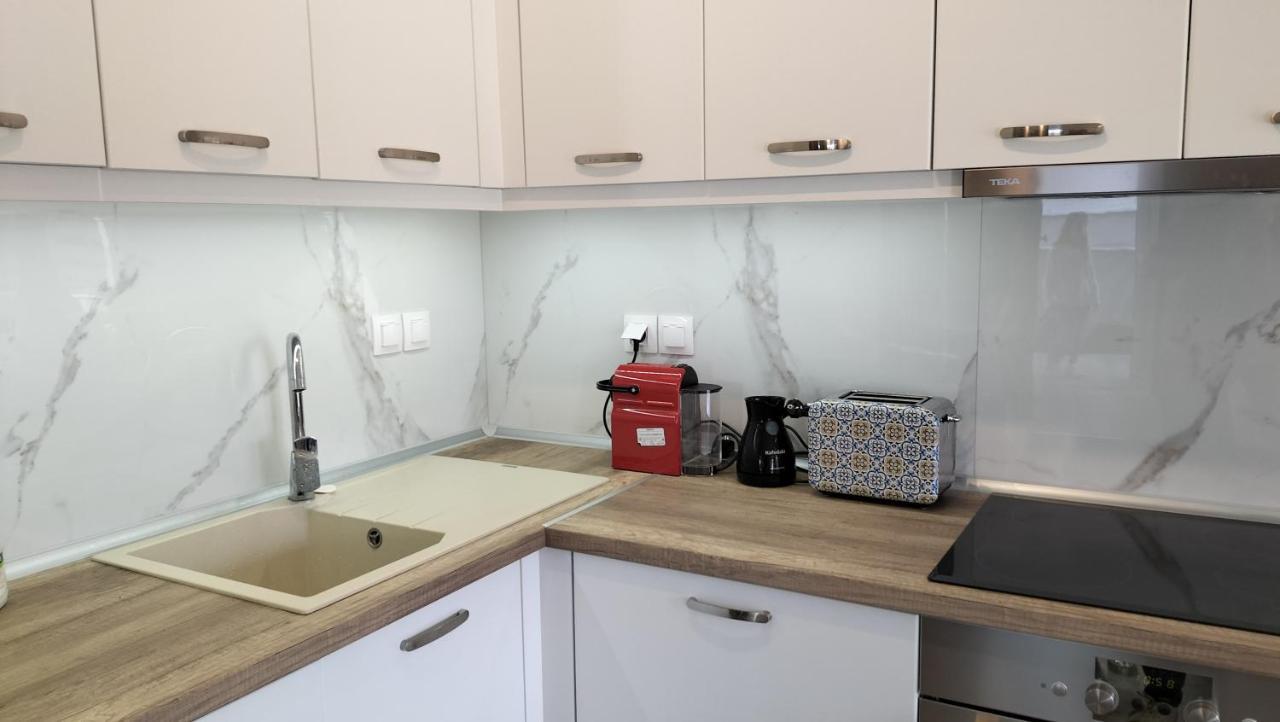 To Helidoni Apartment & Gardens 니키티 외부 사진